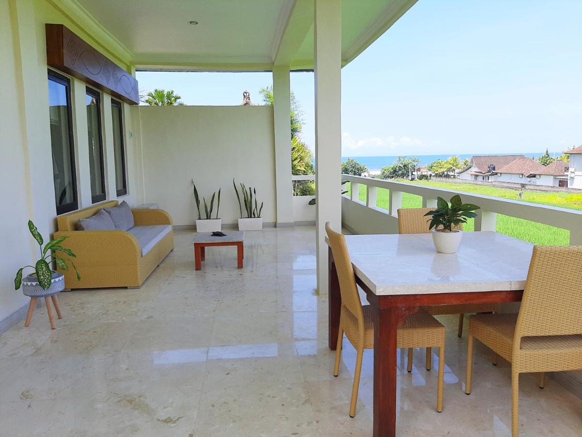 الشقق الفندقية Airsatangفي  Medewi Manor المظهر الخارجي الصورة
