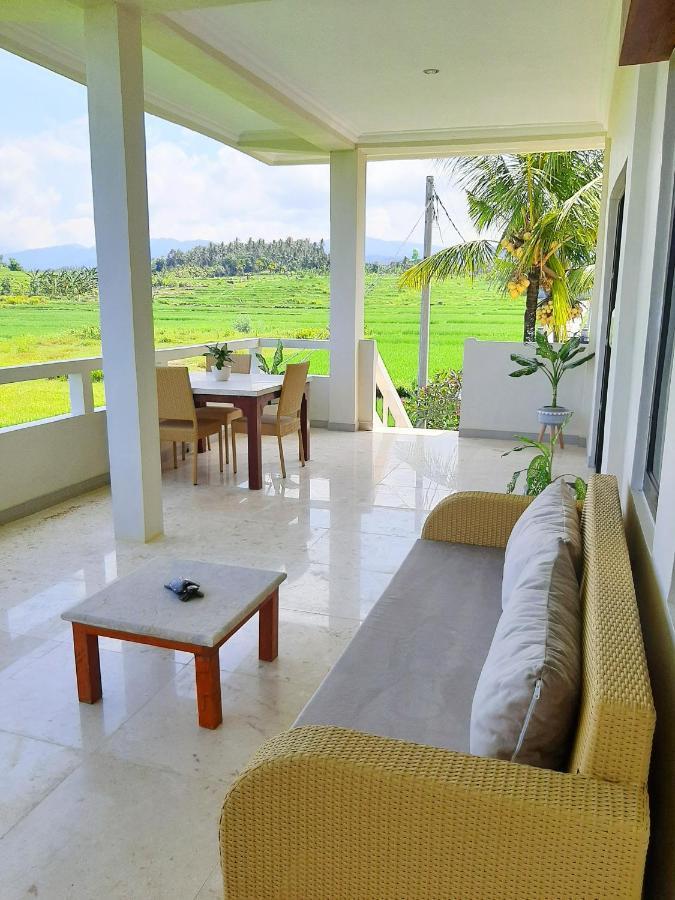 الشقق الفندقية Airsatangفي  Medewi Manor المظهر الخارجي الصورة