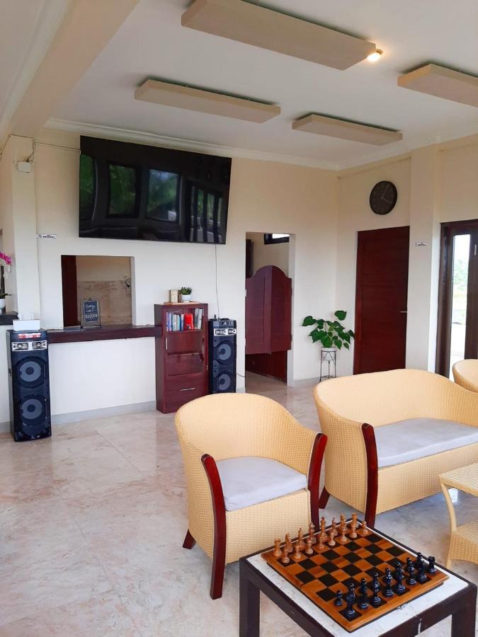 الشقق الفندقية Airsatangفي  Medewi Manor المظهر الخارجي الصورة