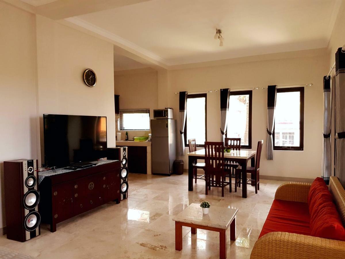 الشقق الفندقية Airsatangفي  Medewi Manor المظهر الخارجي الصورة
